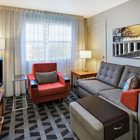 TownePlace Suites Detroit Sterling Heights Buitenkant foto