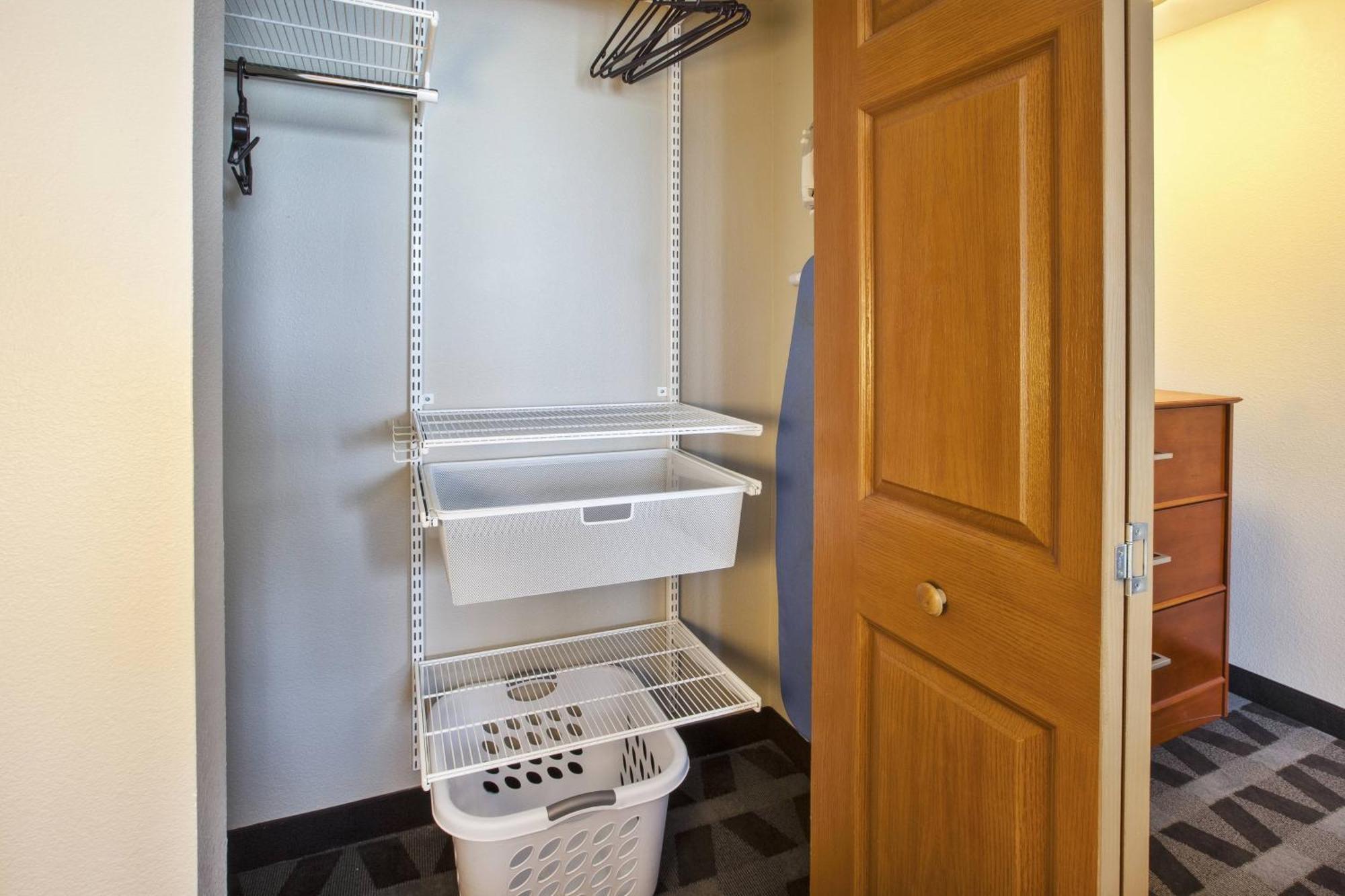 TownePlace Suites Detroit Sterling Heights Buitenkant foto