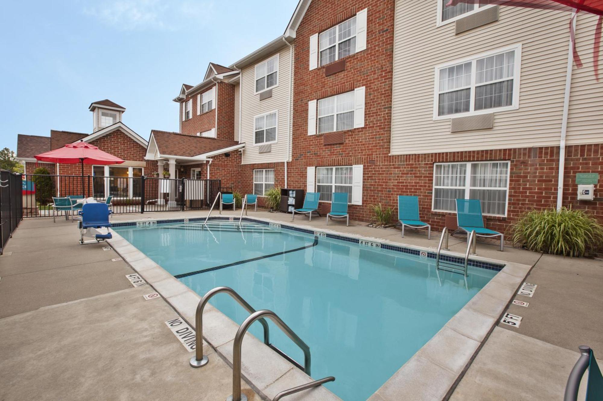 TownePlace Suites Detroit Sterling Heights Buitenkant foto