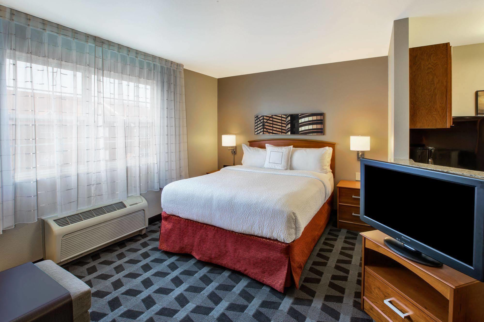 TownePlace Suites Detroit Sterling Heights Buitenkant foto